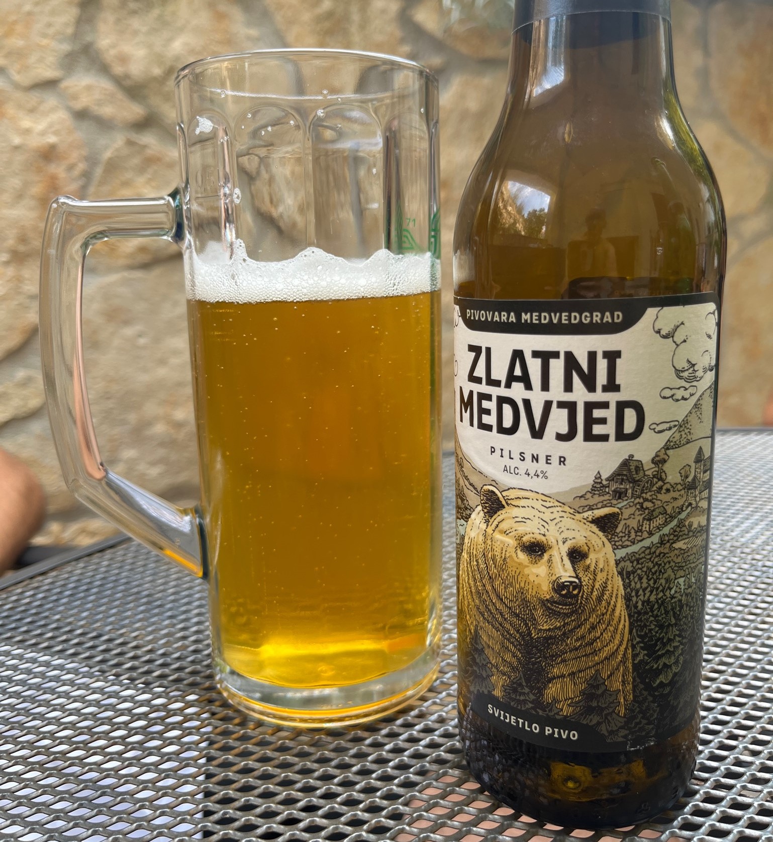 Zlatni Medvjed: The Golden Soul of the Golden Bear Zlatni Medvjed received many prestigious awards from the love of a dreamer - Zlatni Medvjed: The Golden Soul of the Golden Bear