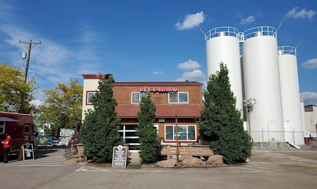 f1561edb8fb244e4846bb5e68b2fa3a2 - Sawtooth Ale: Chạm Tay V&agrave;o Huyền Thoại Lừng Danh