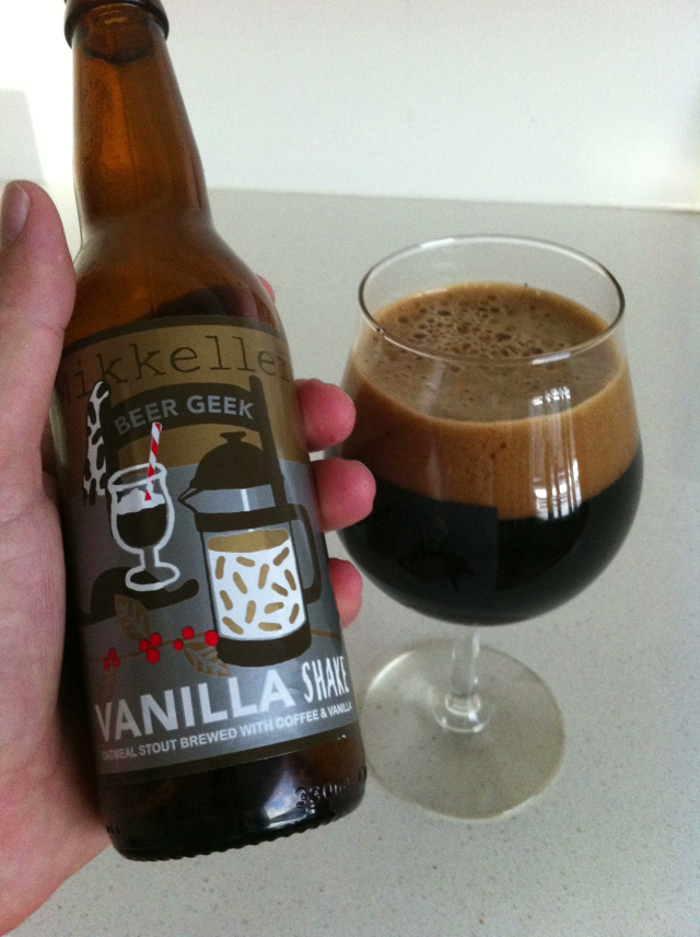 Beer with a dark, dark color so thick that it can cover even light - Beer Geek Vanilla Shake: Enjoy the Drunkenness of Dream Stout