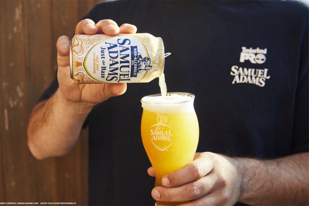 Just The Haze: A Gentle Manifesto of Non-Alcoholic Beer Just The Haze: A Gentle Manifesto of Non-Alcoholic Beer
