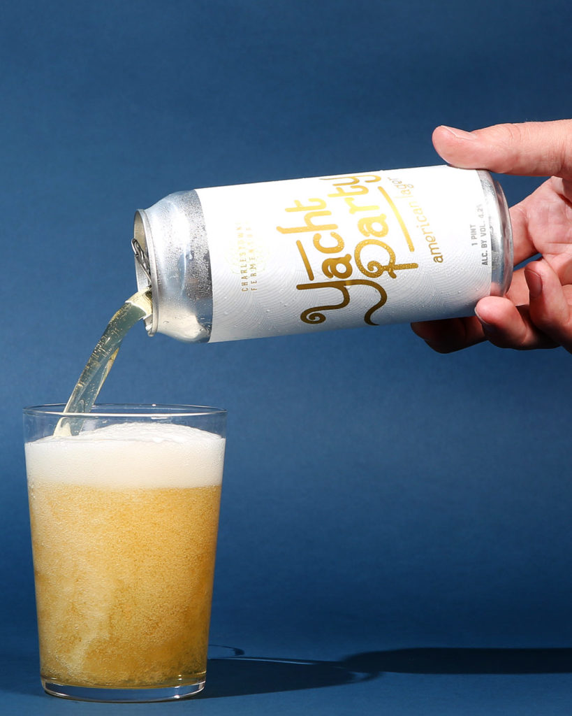 Beer has a bright golden color, crystal clear like morning sunlight - Yacht Party: Crisp Variation for Free Afternoons