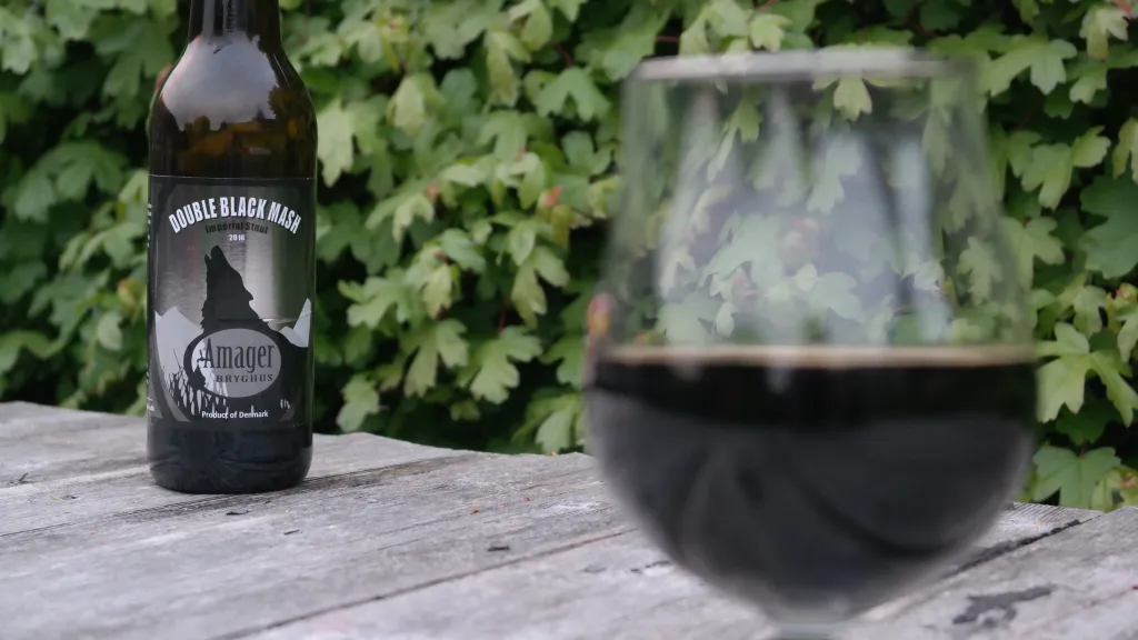Double Black Mash Schwarzes Geschmacksloch aus Dänemark