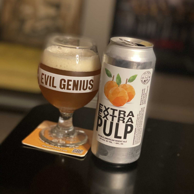 Extra Extra Pulp hat ein 3-teiliges Design mit einem prominenten Biernamen - Extra Extra Pulp: Entschlüsselung des Meisterwerks aus undurchsichtigem Gold