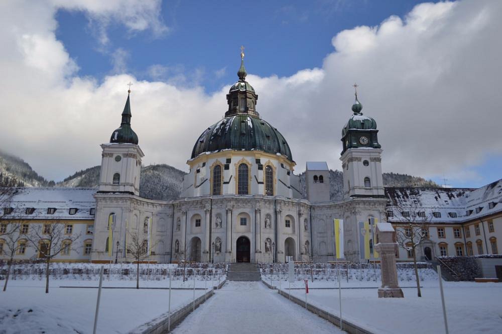 Image of Klosterbrauerei Ettal brewery like an electric palace in the middle of a cold winter - Benediktiner Hell: The Pure Soul of Bavaria in a Drop of Gold