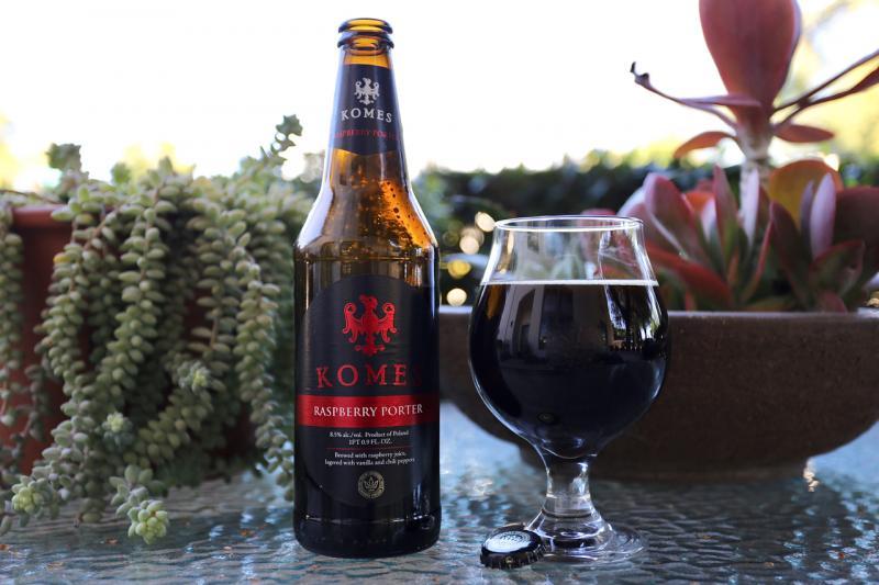 Komes Raspberry Porter thrives to achieve achievements at beer awards - Komes Raspberry (Malinowy) Porter: Intoxicating Yeast From the Heart of Poland