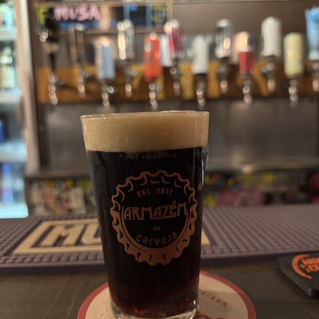 Voragem-Bier ist dunkel, dick und äußerst attraktiv – Voragem: Das „Abyss“-Meisterwerk erobert die Welt