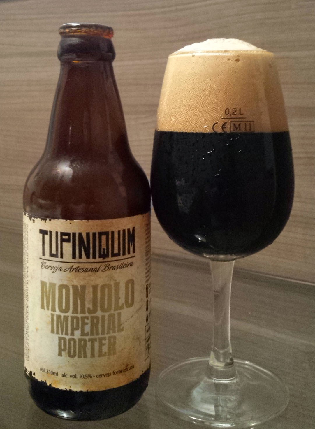 Monjolo Imperial Porter has a classic design with a unique font - Monjolo Imperial Porter: Listening to the Darkness From the Heart of Brazil