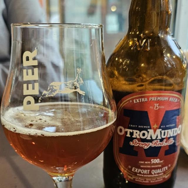 Otro Mundo Strong Red Ale lingers until the end but the last drops - Otro Mundo Strong Red Ale: The Soul of Argentine Craft Beer