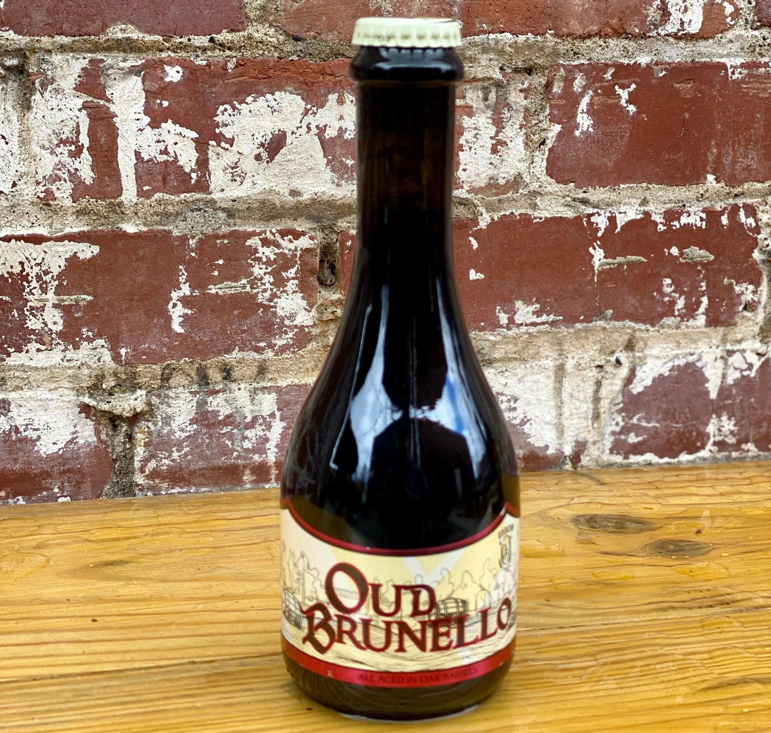 Oud Brunello: An Italian Story Told in the Language of Italian Beer Oud Brunello has a unique design and full of scaled artistry - Oud Brunello: An Italian Story Told in the Language of Italian Beer