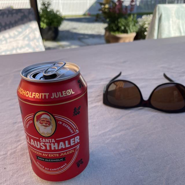 Santa Clausthaler: Spirit of Beer, Breath of Sanity - Santa Clausthaler: Spirit of Beer, Breath of Sanity