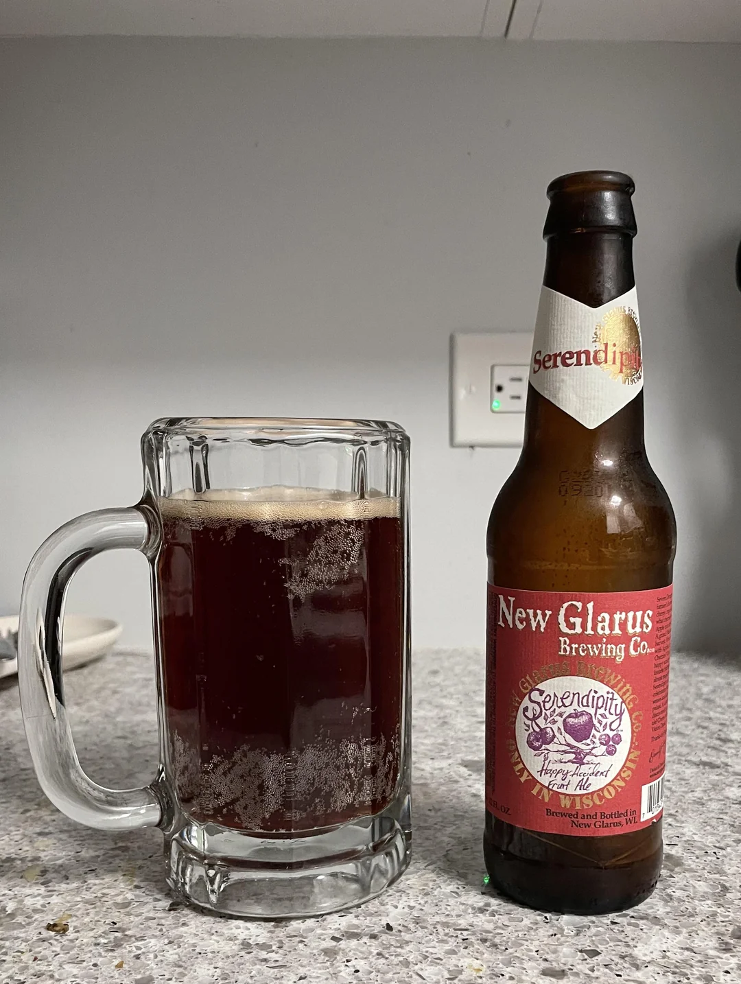 Serendipity co thiet ke mau do dam an tuong - Serendipity: Ph&eacute;p M&agrave;u Chua Ngọt Giữa L&ograve;ng Wisconsin