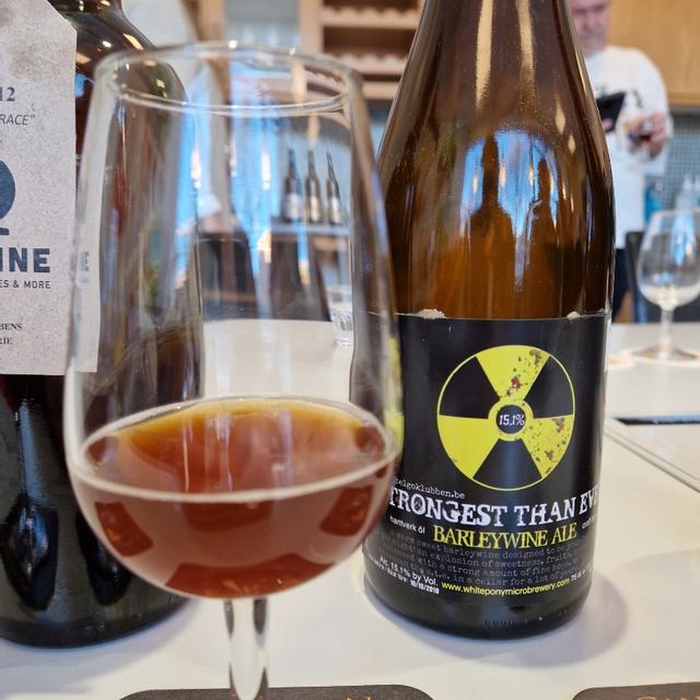 Strongest Than Ever has a unique and impressive black and gold design - Strongest Than Ever: The Adventure of Taste at the Top