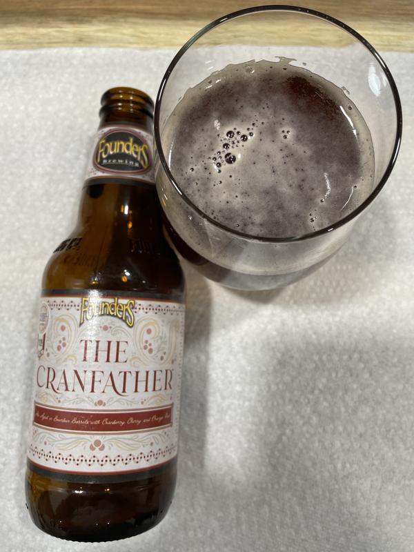 The Cranfather khac ghi tron ven tung cung bac cam xuc cua nguoi uong - The Cranfather: Nơi D&acirc;ng Tr&agrave;o Cảm X&uacute;c Đỏ