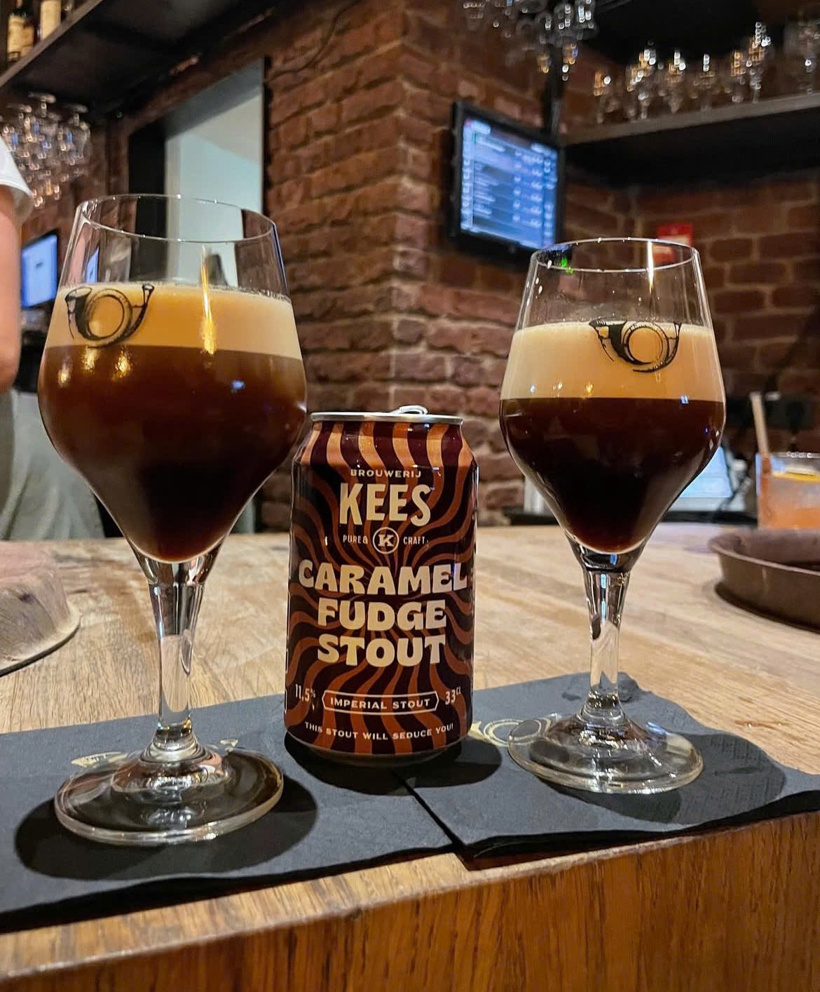 z7256033800247 b880a9603d4452b6dbfec501d9b883e8 - Caramel Fudge Stout: A Gentle Sweetness for Quiet Evenings