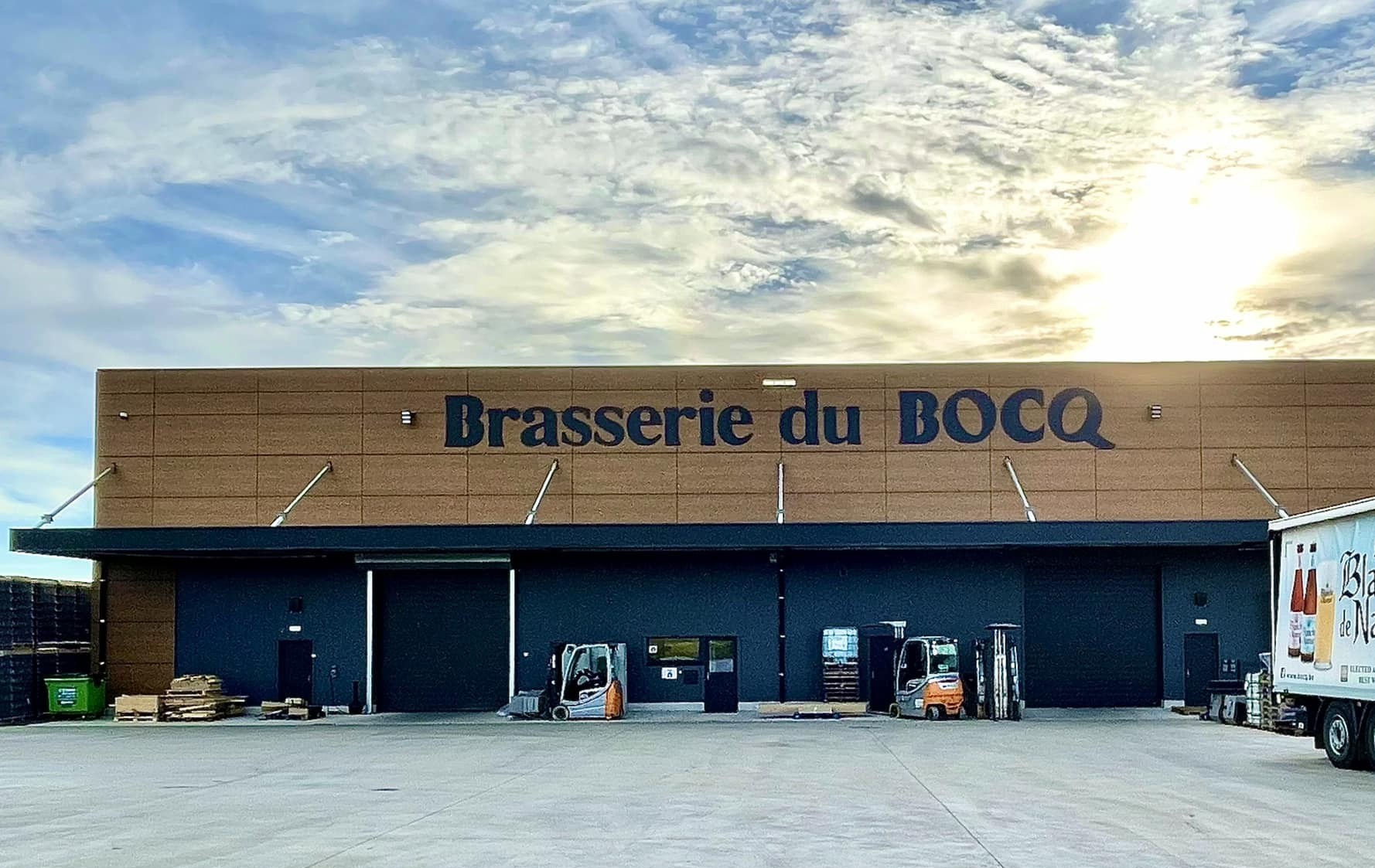 Redbocq: Ein frischer Witbier-Brise aus dem Herzen Belgiens 509349980 10163606327969766 7209245725836798412 n - Redbocq: Eine frische Witbierbrise aus dem Herzen Belgiens