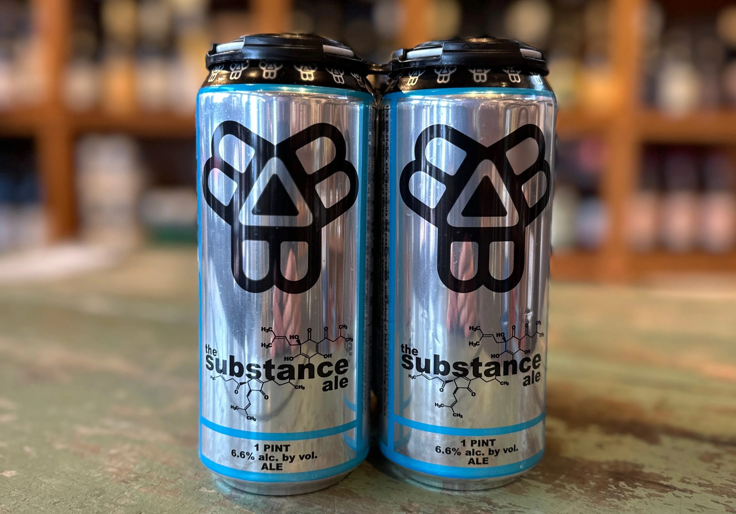 The Substance co hinh anh ben ngoai kha an tuong voi hinh dang thu vi scaled - The Substance: Cuộc Gặp Gỡ Định Mệnh Với Tinh T&uacute;y Hazy IPA